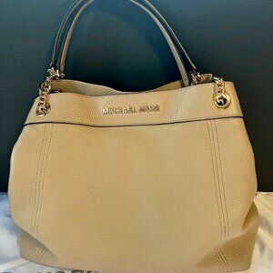 Cream Double Pocket Michael Kors Shoulder Bag